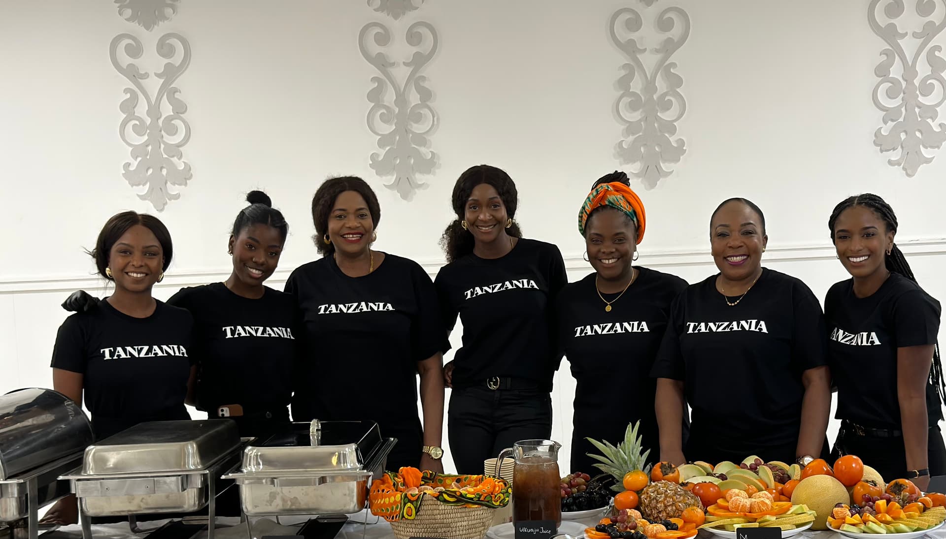 Moto Kitchen team of eight women